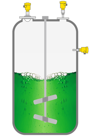 Reaction vessel with solvents